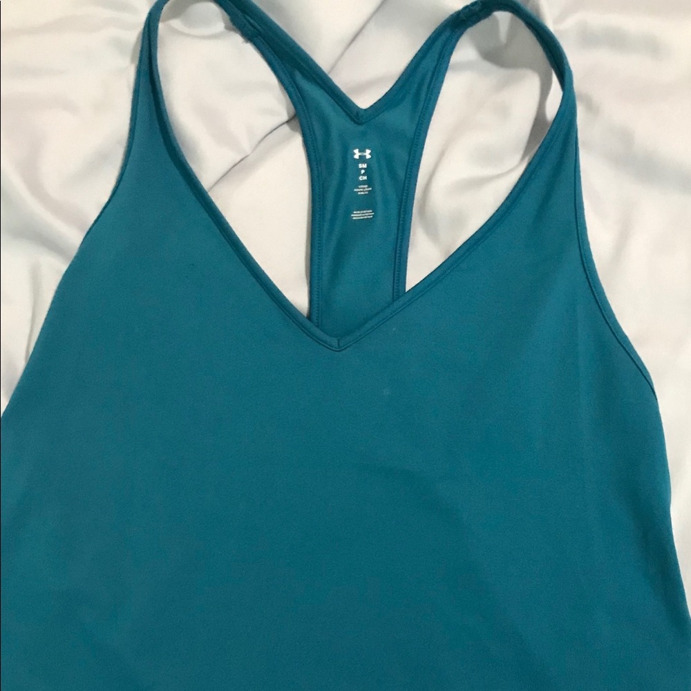 Small teal tank by under armour in great cond.